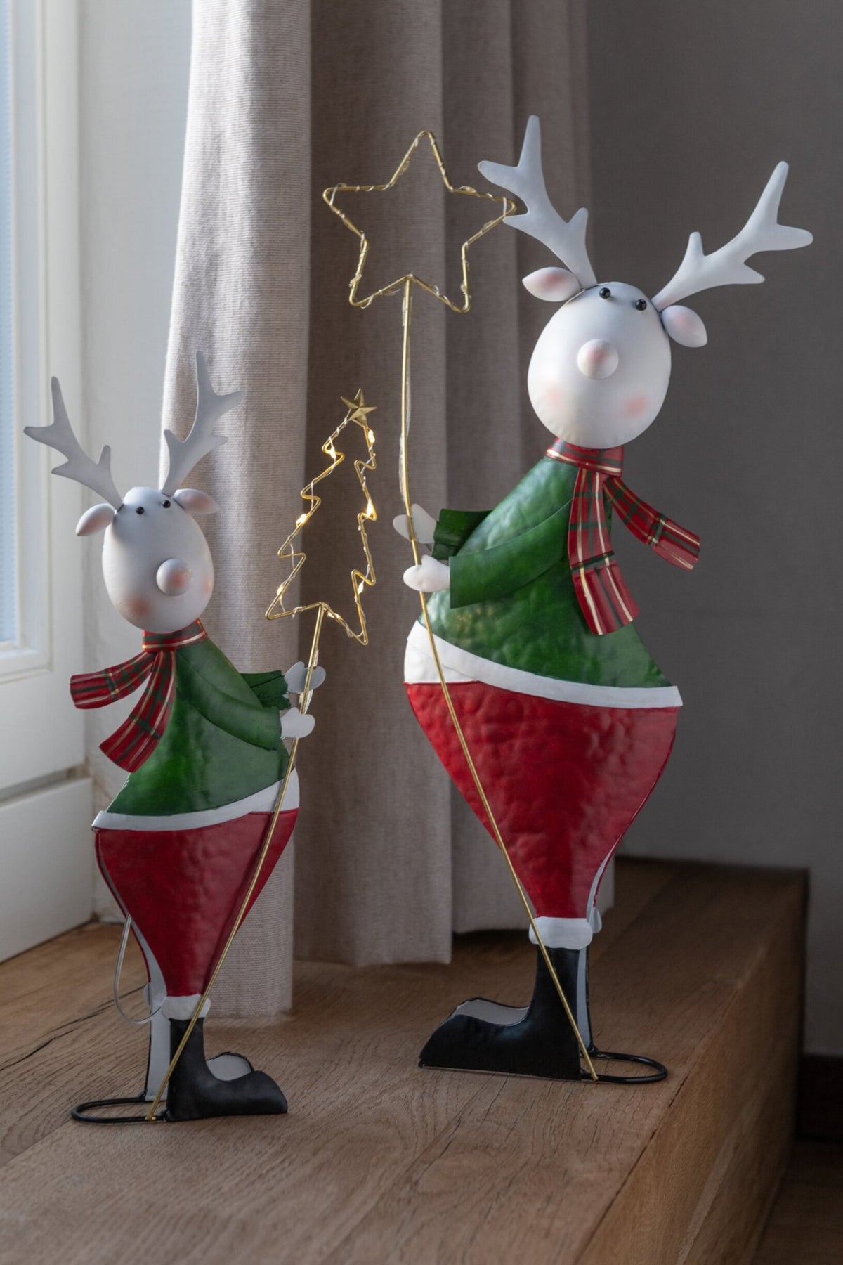 LED Reindeer Holding Star or Tree