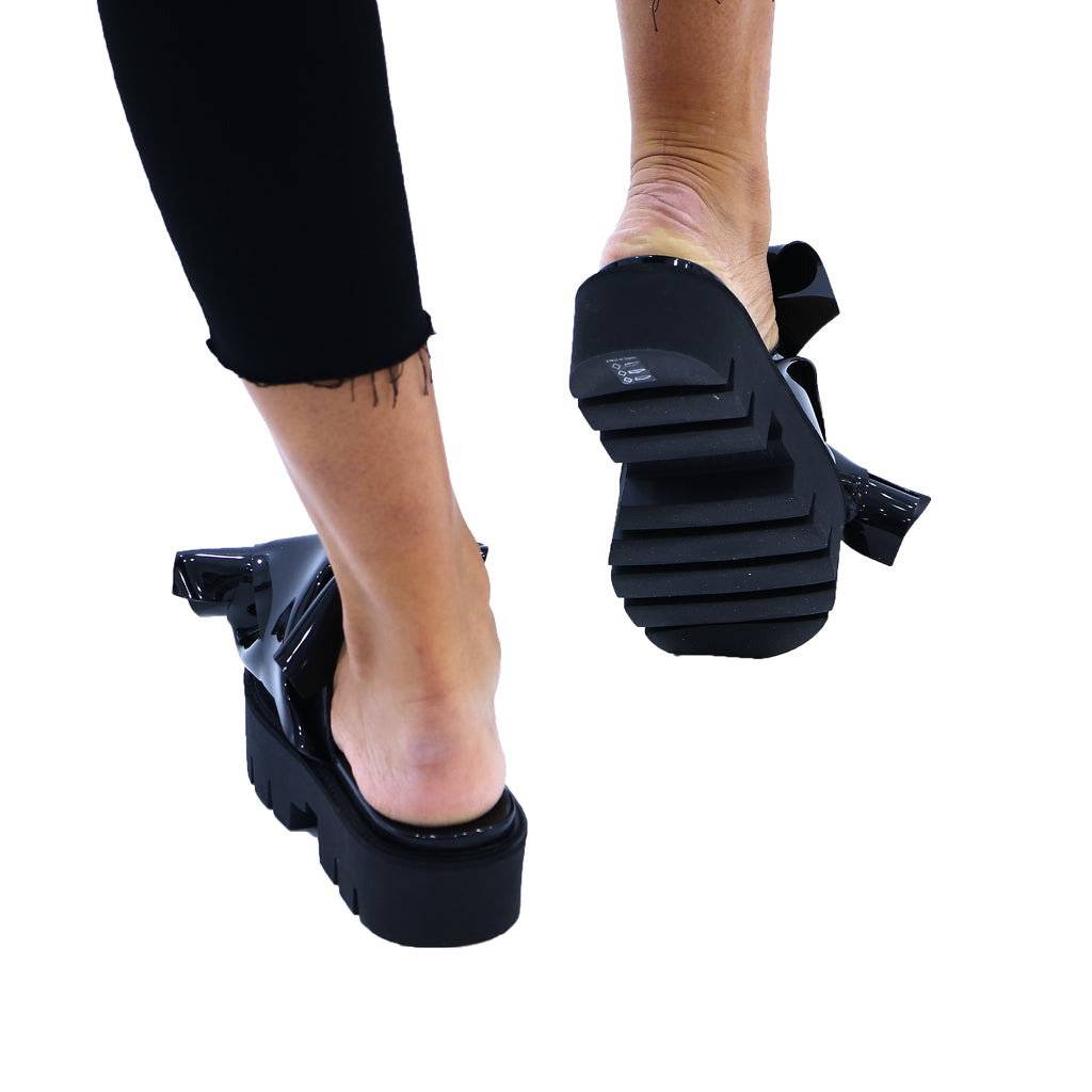 Knot Rubber Slides