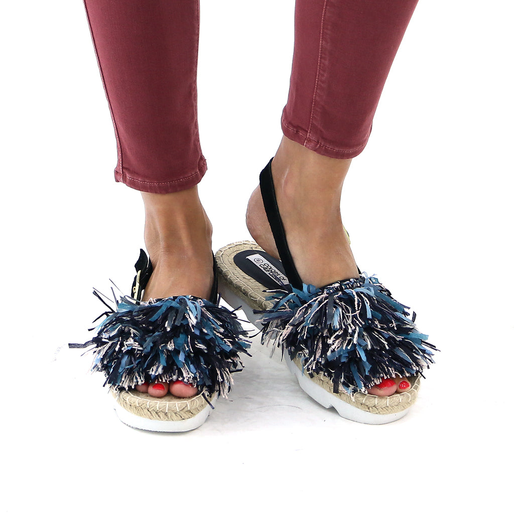 Minorca Style Slides