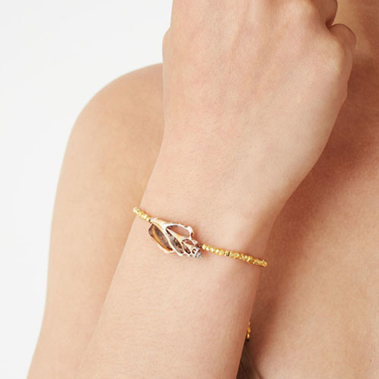 Skeleton Shell Pull Tie Bracelet